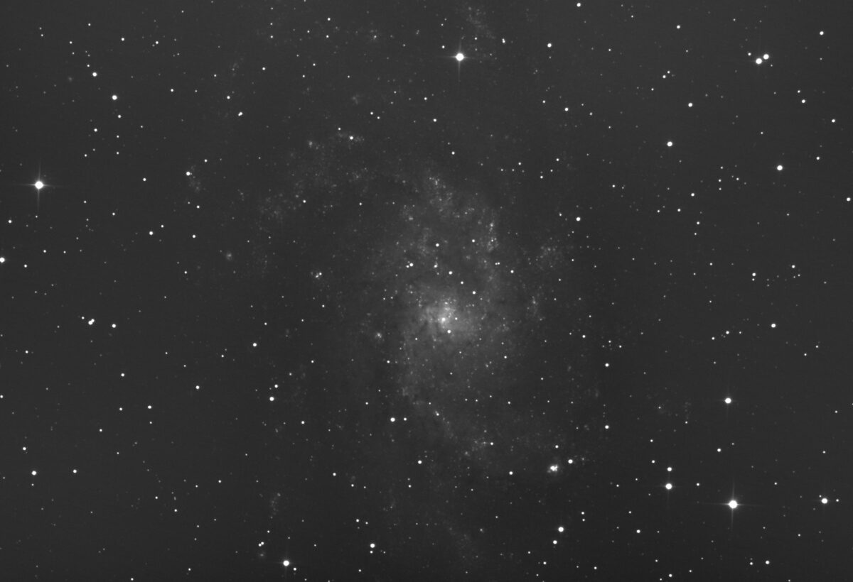 M 33