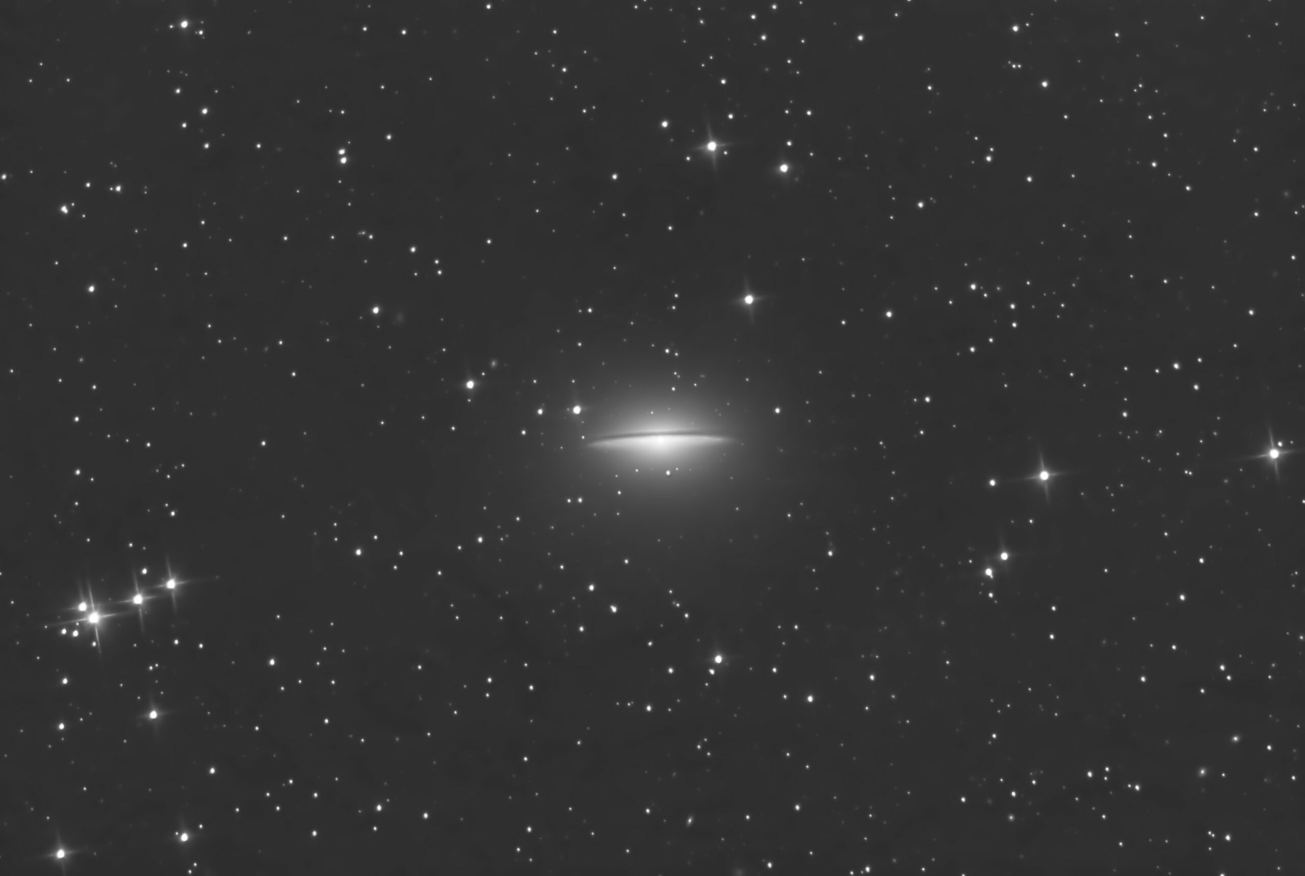 M 104